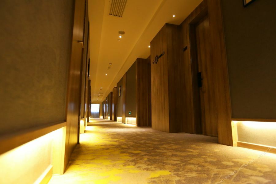 Atour Hotel Maoming エクステリア 写真