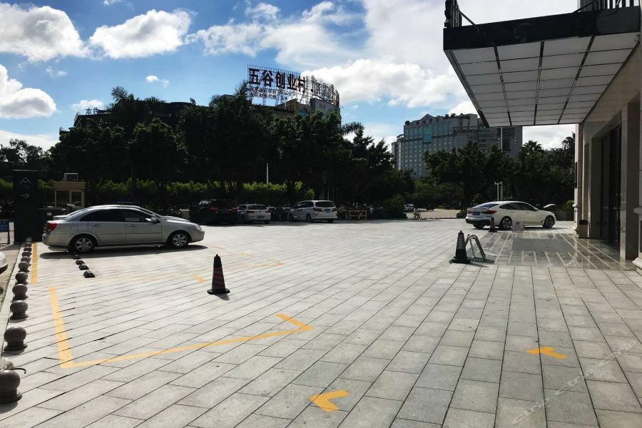 Atour Hotel Maoming エクステリア 写真